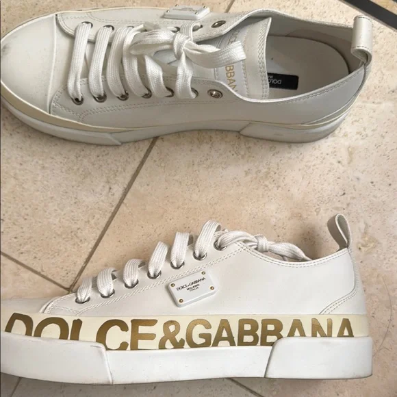 スニーカー DOLCE & GABBANA WHITE AND GOLD LEATHER SNEAKERS Dolce & Gabbana D & G NIB White Leather Jeweled Men's